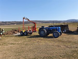 Kranman T4600 M46 + traktor Zetor 3045 Kranman T4600 M46 + traktor Zetor 3045